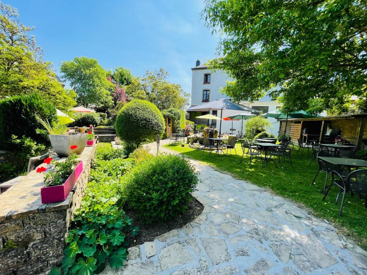 Hostellerie Sainte-Cécile Exterior photo